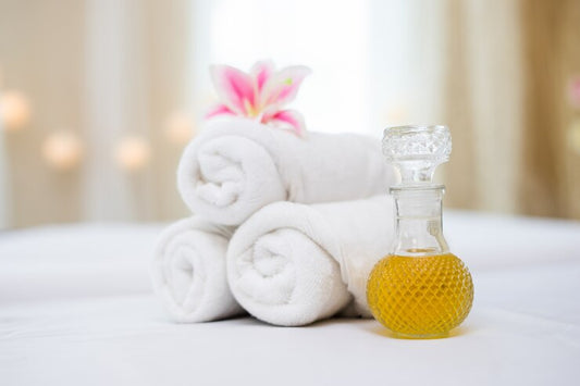 Platinum Towel Collection - 13x13 Washcloths - 100% Ring Spun Cotton - Pack of 25 Dozen  (300 Towels)